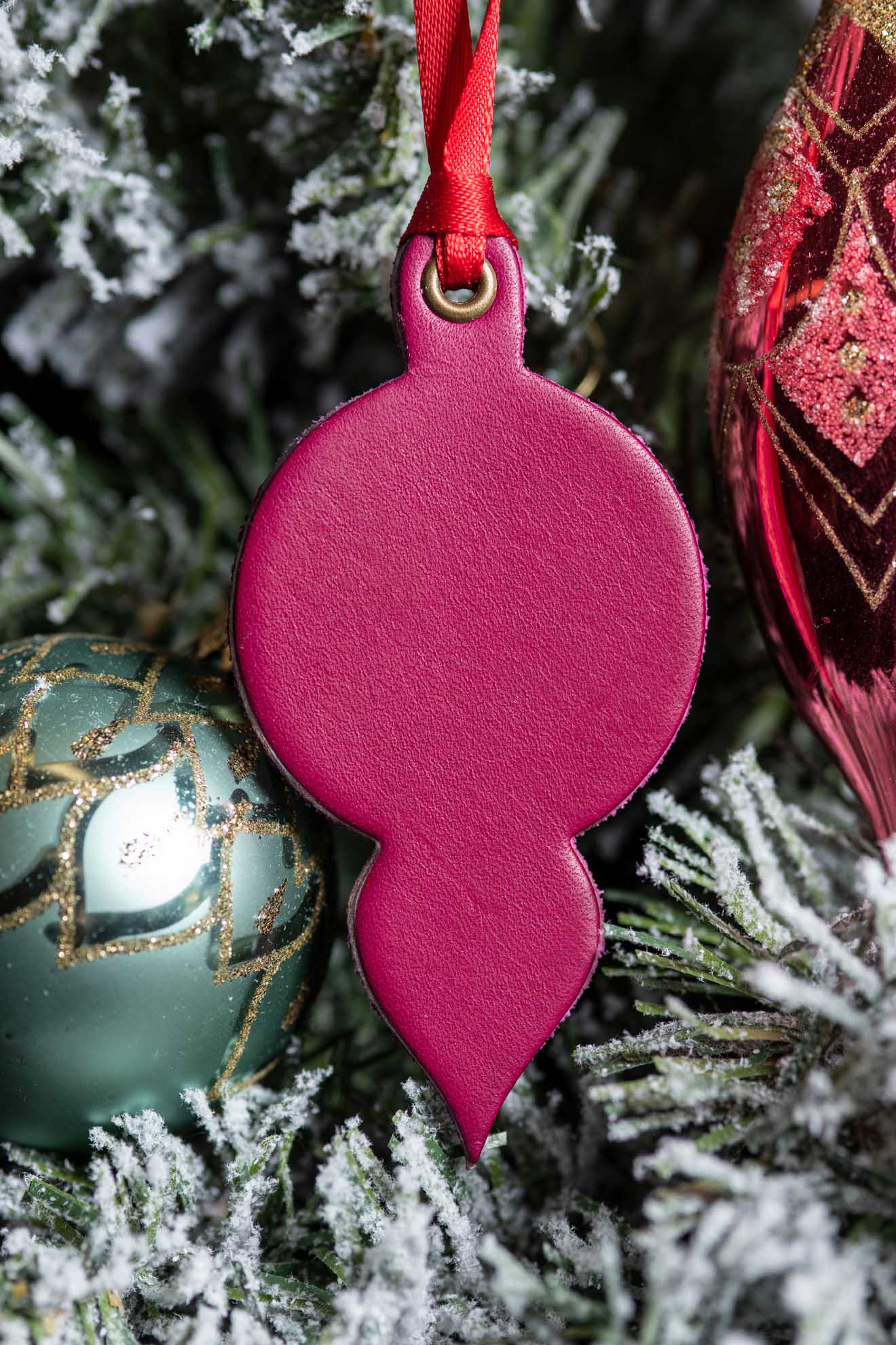 Lamp Shaped Ornament