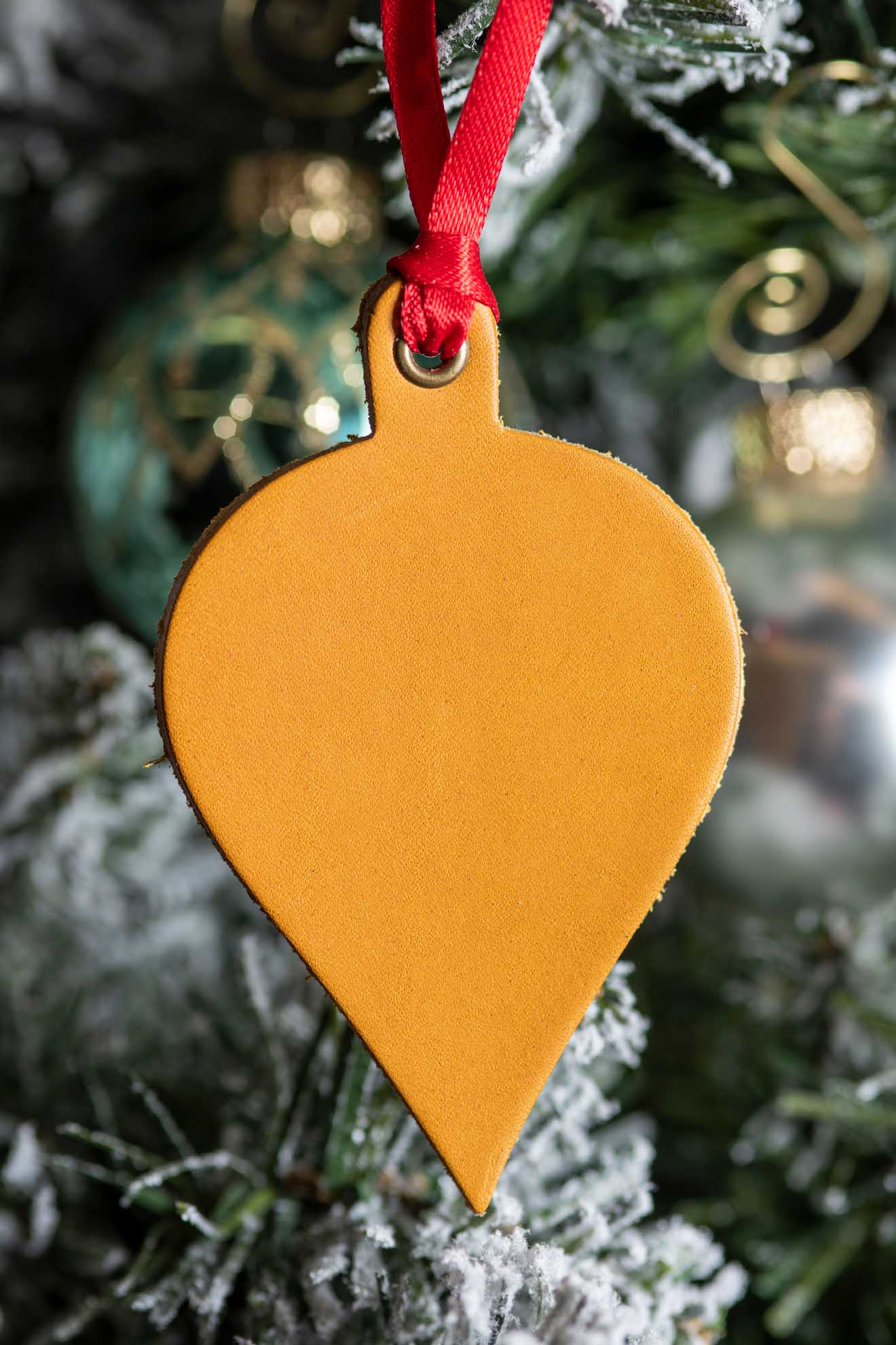 Teardrop Ornament