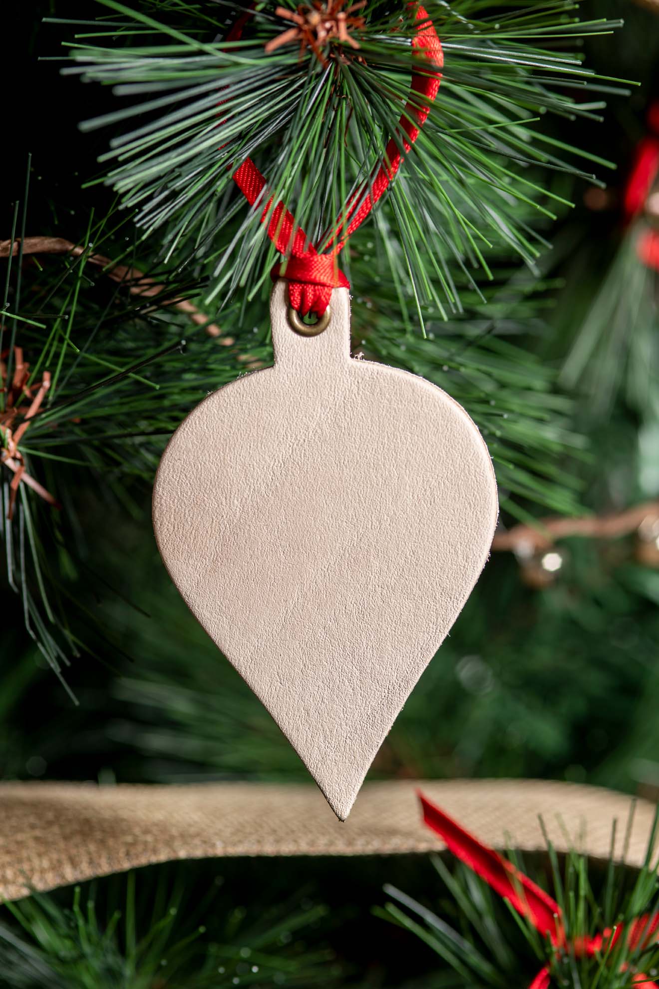 Teardrop Ornament