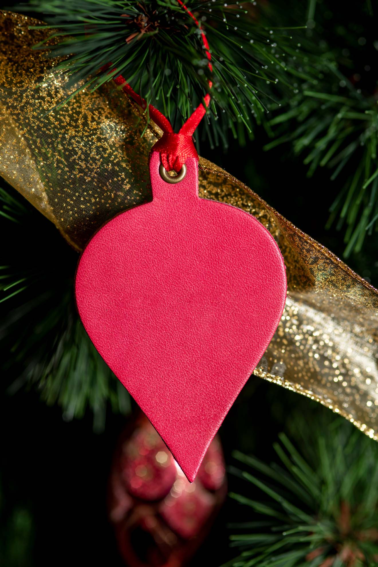 Teardrop Ornament