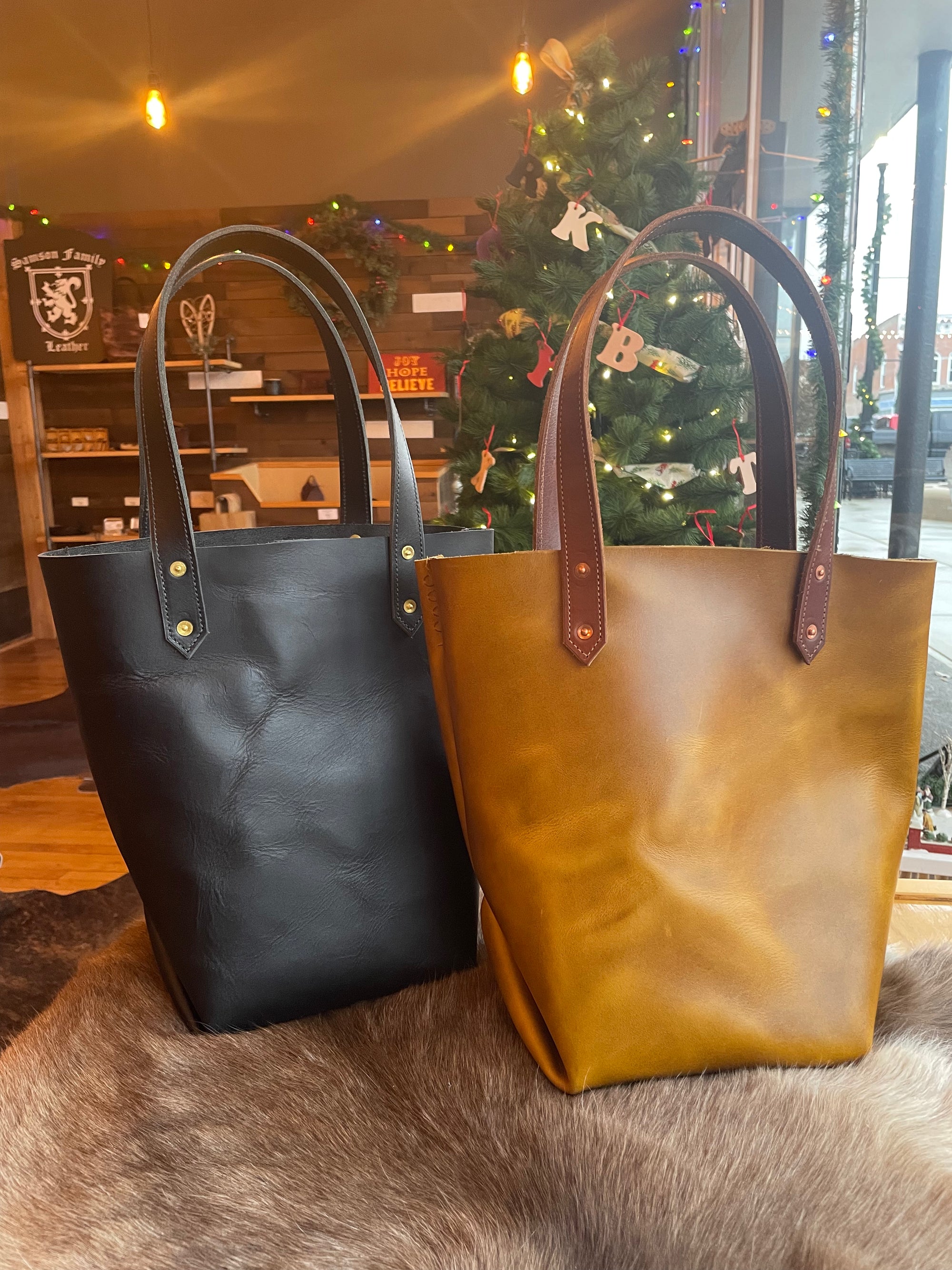 Classic Tote
